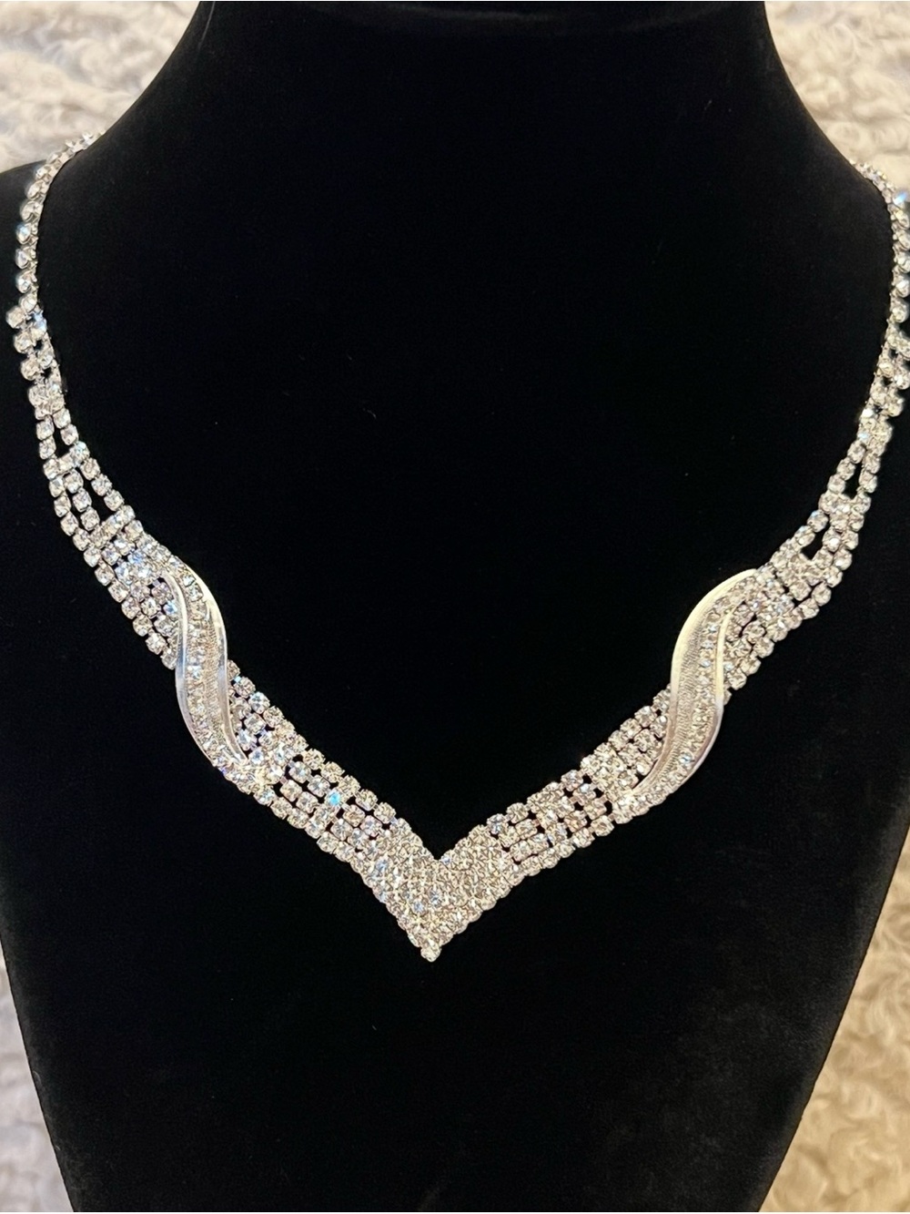 Cubic Zirconia Silver Necklace Earrings Set